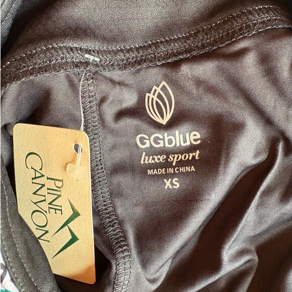 GG Blue Geoprint Ruffle Athletic Skort Golf Tennis Outdoors NWT size XS - Picture 6 of 7